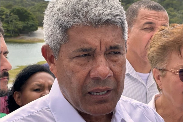 Em menos de 3 anos, Jerônimo já supera antecessores em pedidos de empréstimo