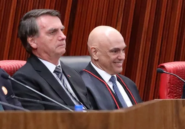 Alexandre de Moraes diz que Bolsonaro violou a tornozeleira e tentou fugir; entenda