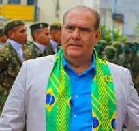 Ex prefeito Ricardo Moura contratado como peso de ouro.não passou de um.peso morto na campanha de Jucelia Nascimento 