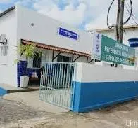 Por perseguição politica do prefeito Jairo Baptista da um.tiro pe com. transferencia do enfermeiro Jesse.do posto de saúde da feira