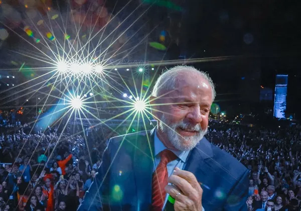 Carro da comitiva de Lula é roubado no Rio de Janeiro