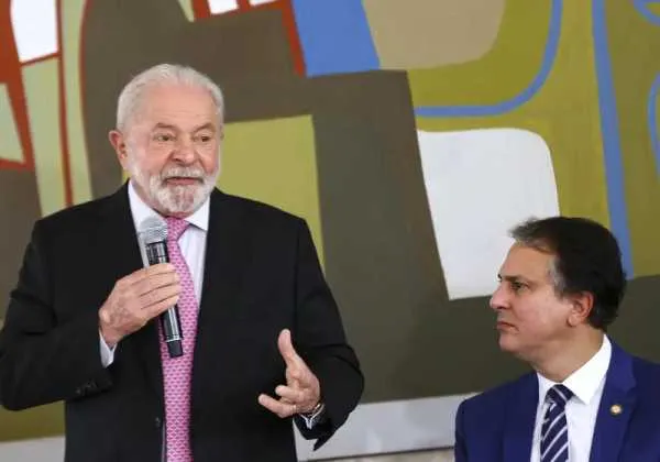 Mundo é conservador’, diz Lula ao fazer diagnóstico sobre vitórias da direita