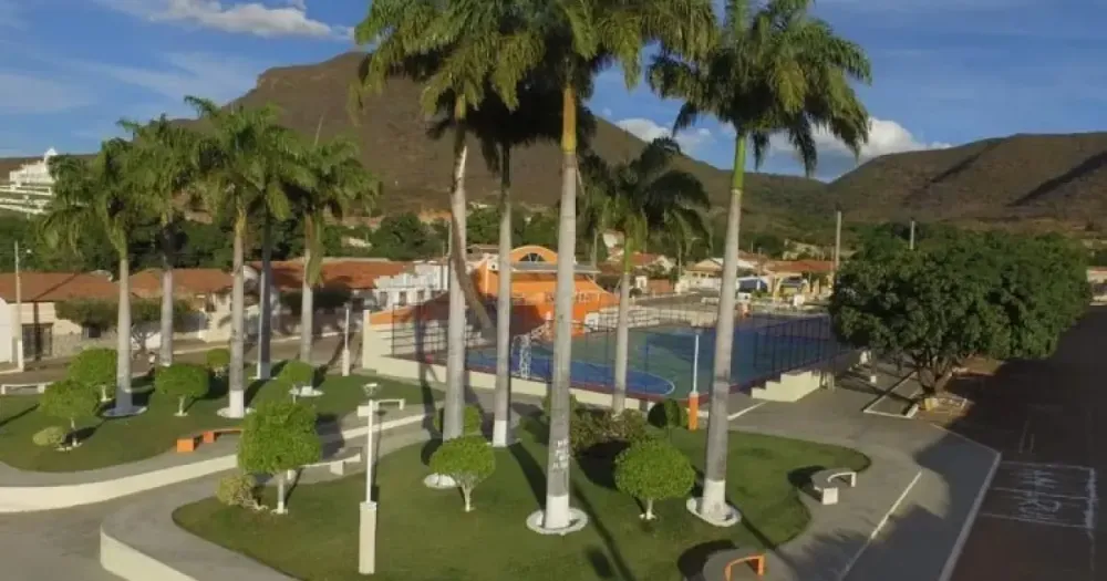 Homem desliga energia, invade casa e rouba celular de idoso em Palmas de Monte Alto