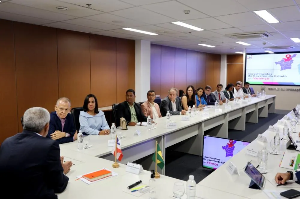 Governador se reúne com novo prefeito de Valença para discutir situação municipal