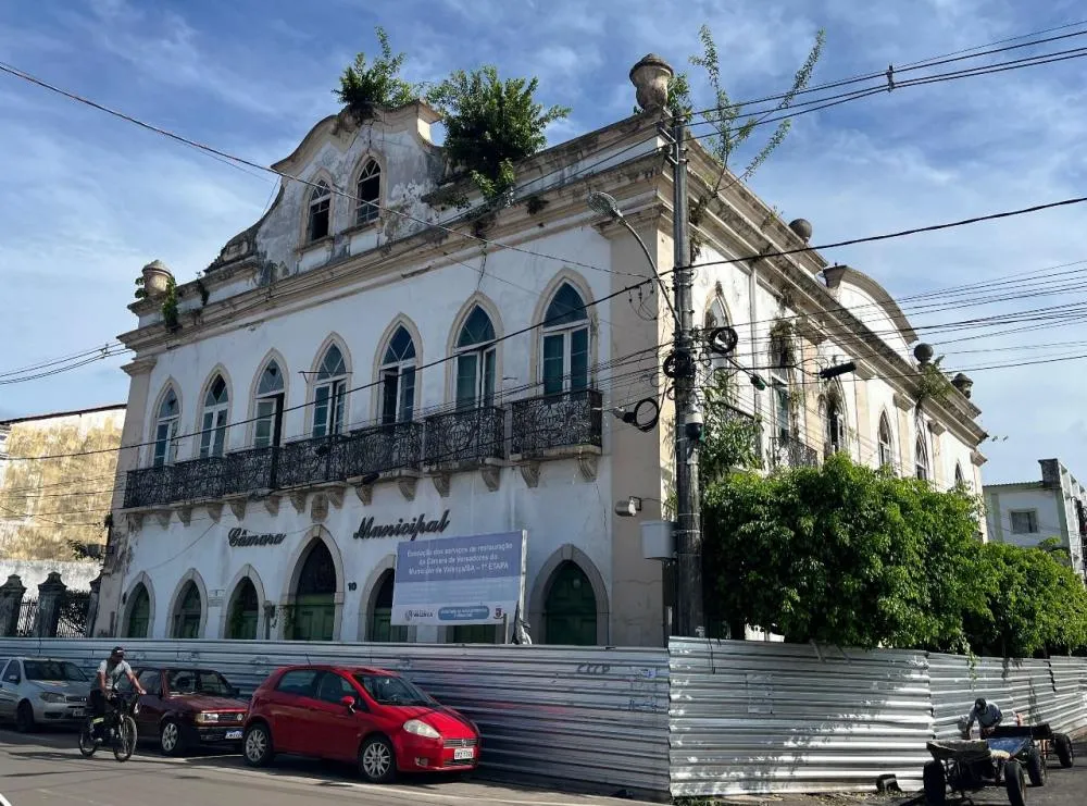 Prefeitura de Valença autoriza início da reforma do prédio da antiga Câmara de Vereadores