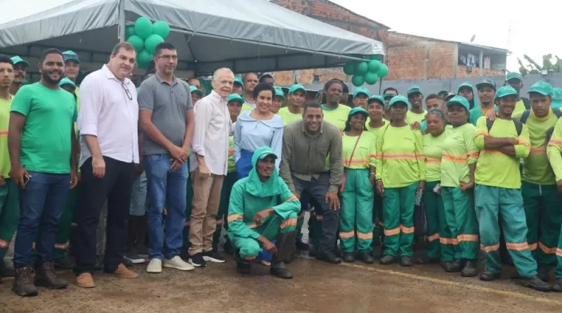 Dia do Gari é comemorado em Valença com a presença do prefeito Marcos Medrado