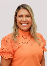 Quem não sabe rezar... chinga Deus e ainda tropeça no microfone