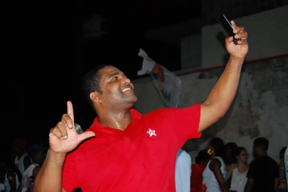 Chama voltou ao fogo certo. Já Valdemar mostrou que é BOLSONARISTA até o osso